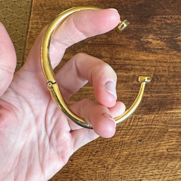 India Hicks Gold-Tone Cuff Bracelet - EUC - Picture 4 of 5